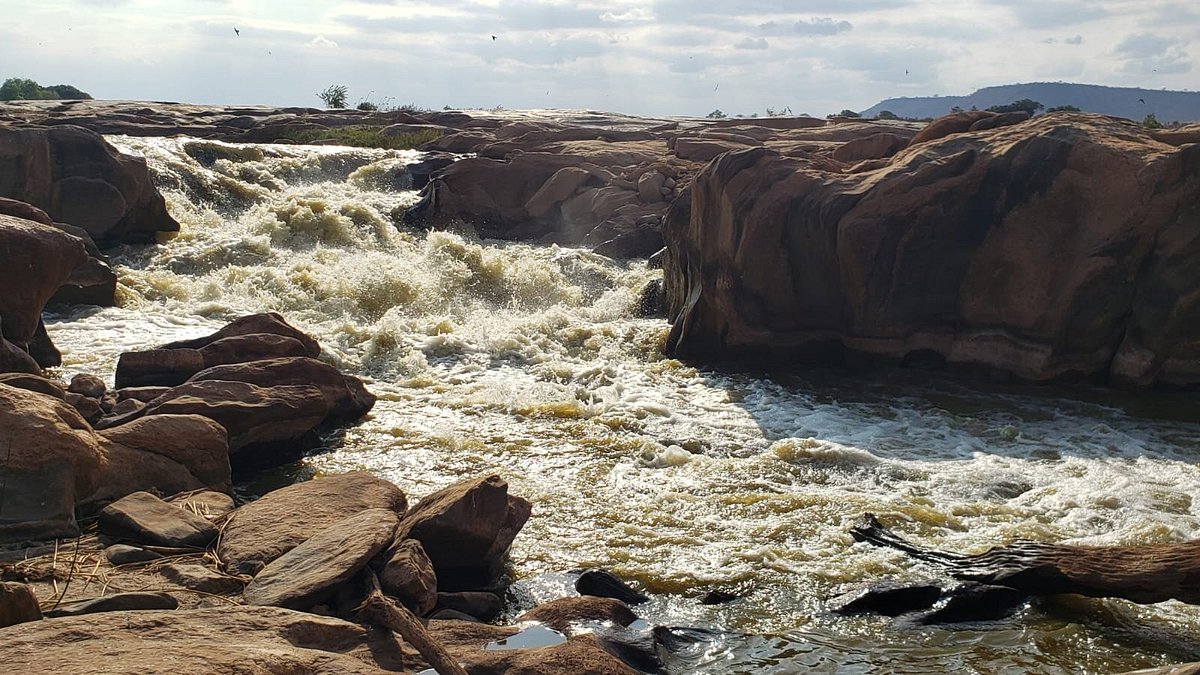 Discovering Lugard Falls in Tsavo East
